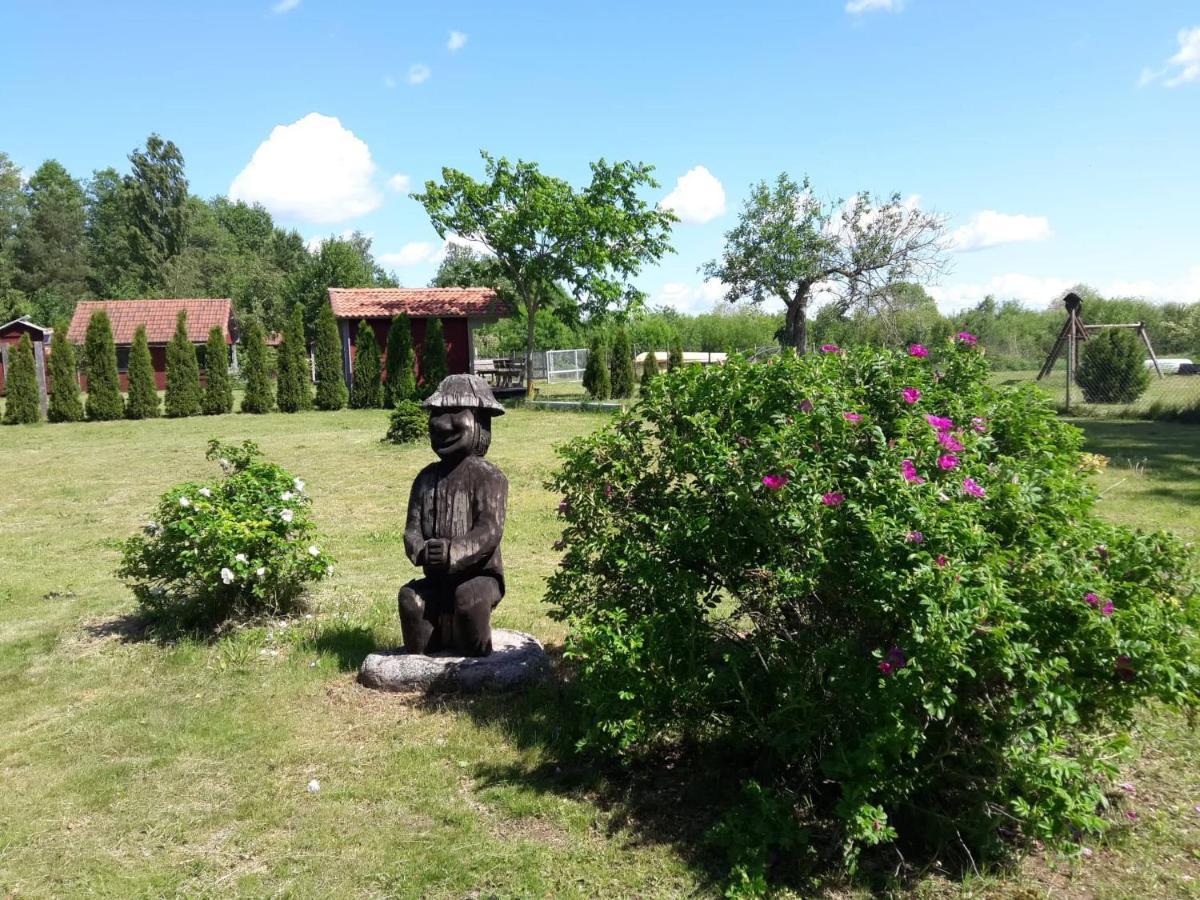 Отель Paeevatalu Camping Vilusi Экстерьер фото